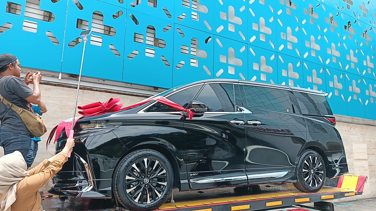 Alphard dan Vellfire hybrid Billy(FTNewsSelvianus Kopong Basar)